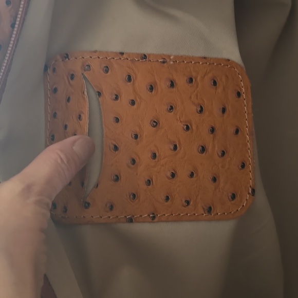 Ostrich Luggage Tote - Picture 4 of 6